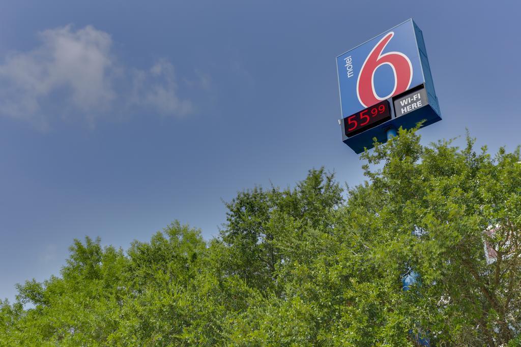 Motel 6 Houston, Tx - West Екстер'єр фото