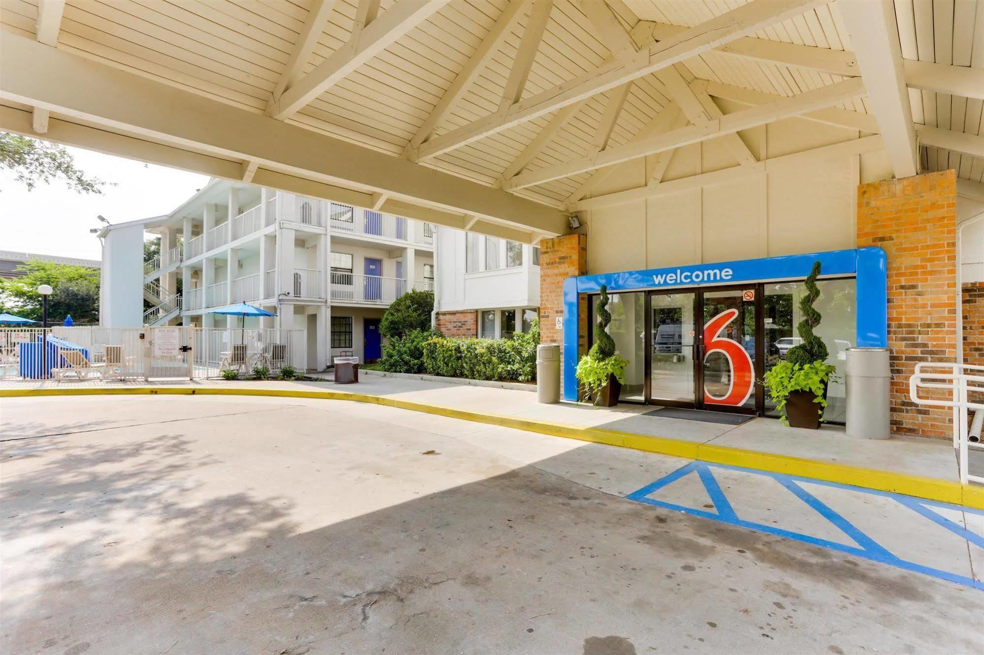 Motel 6 Houston, Tx - West Екстер'єр фото