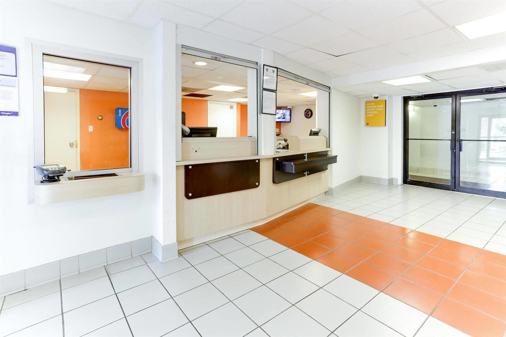 Motel 6 Houston, Tx - West Екстер'єр фото