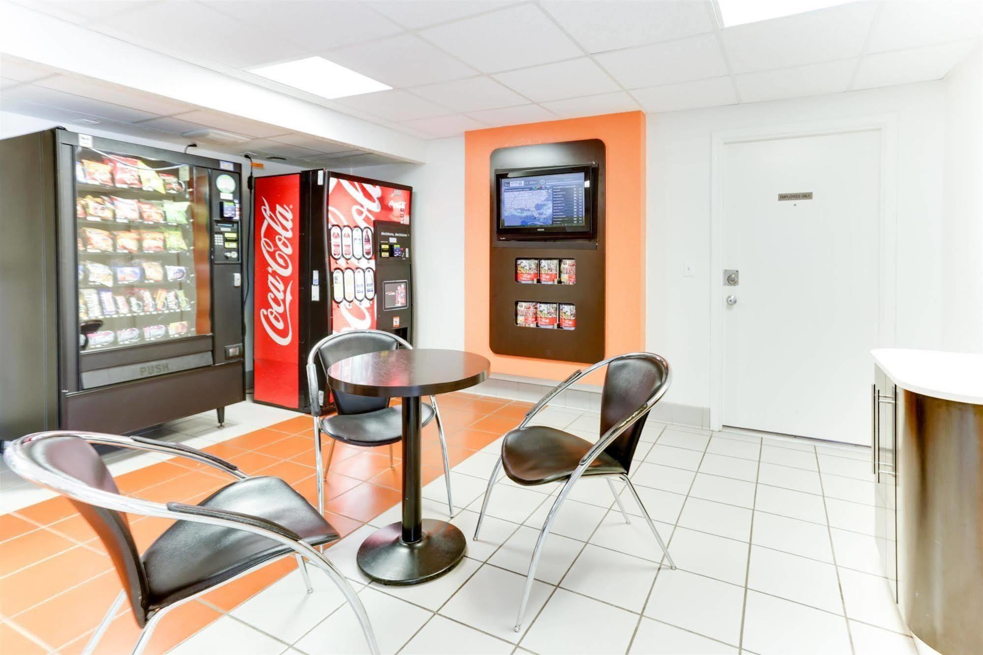 Motel 6 Houston, Tx - West Екстер'єр фото