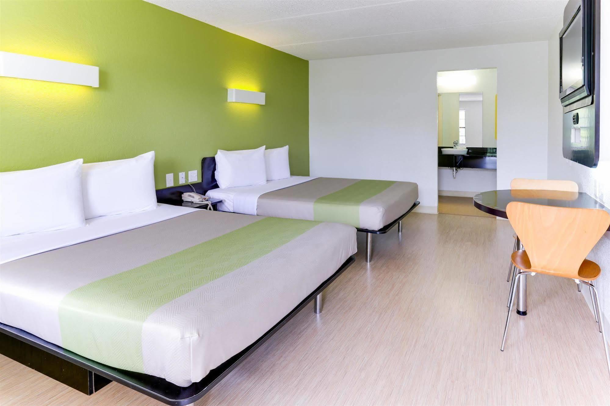 Motel 6 Houston, Tx - West Екстер'єр фото
