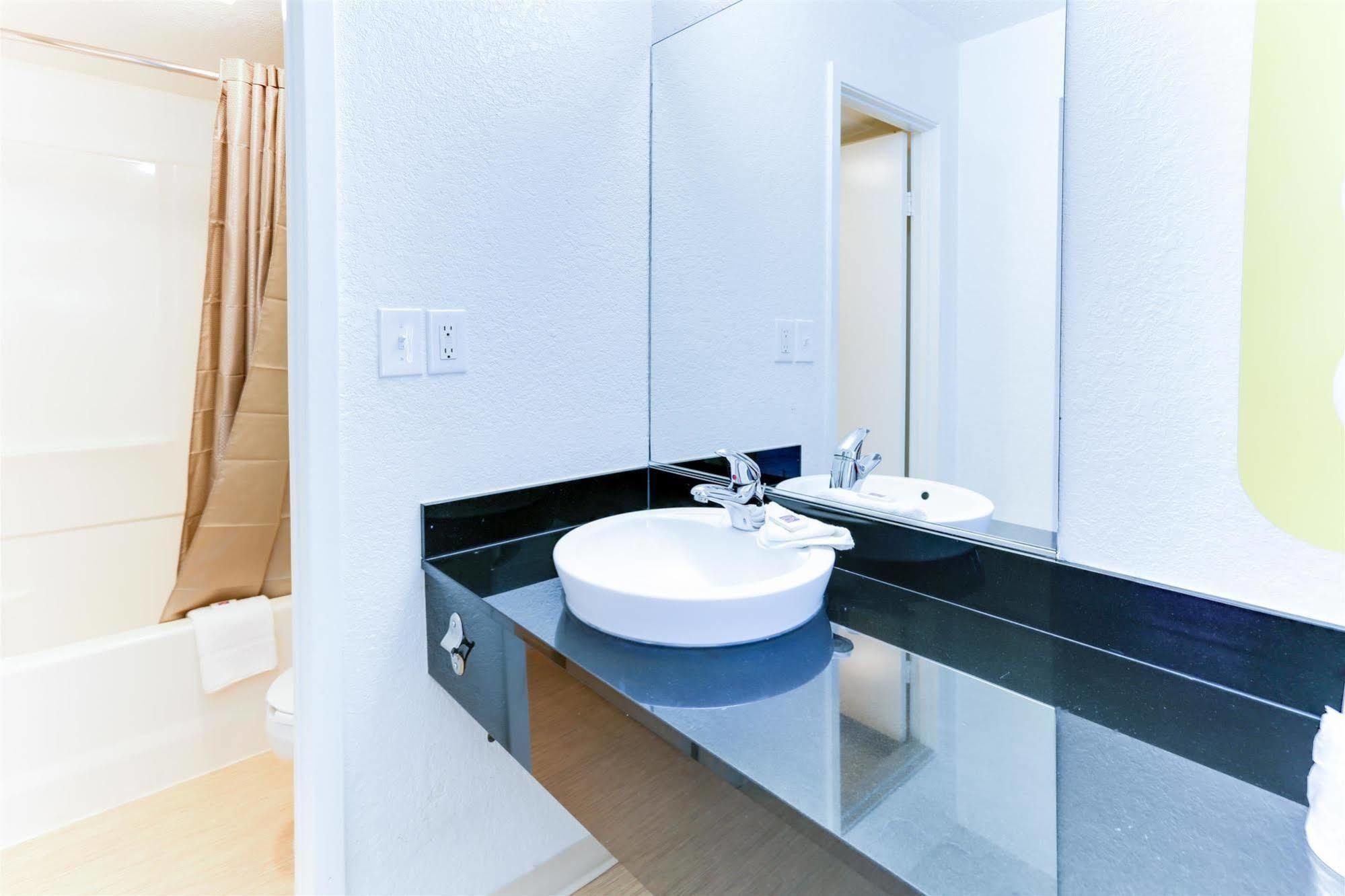 Motel 6 Houston, Tx - West Екстер'єр фото