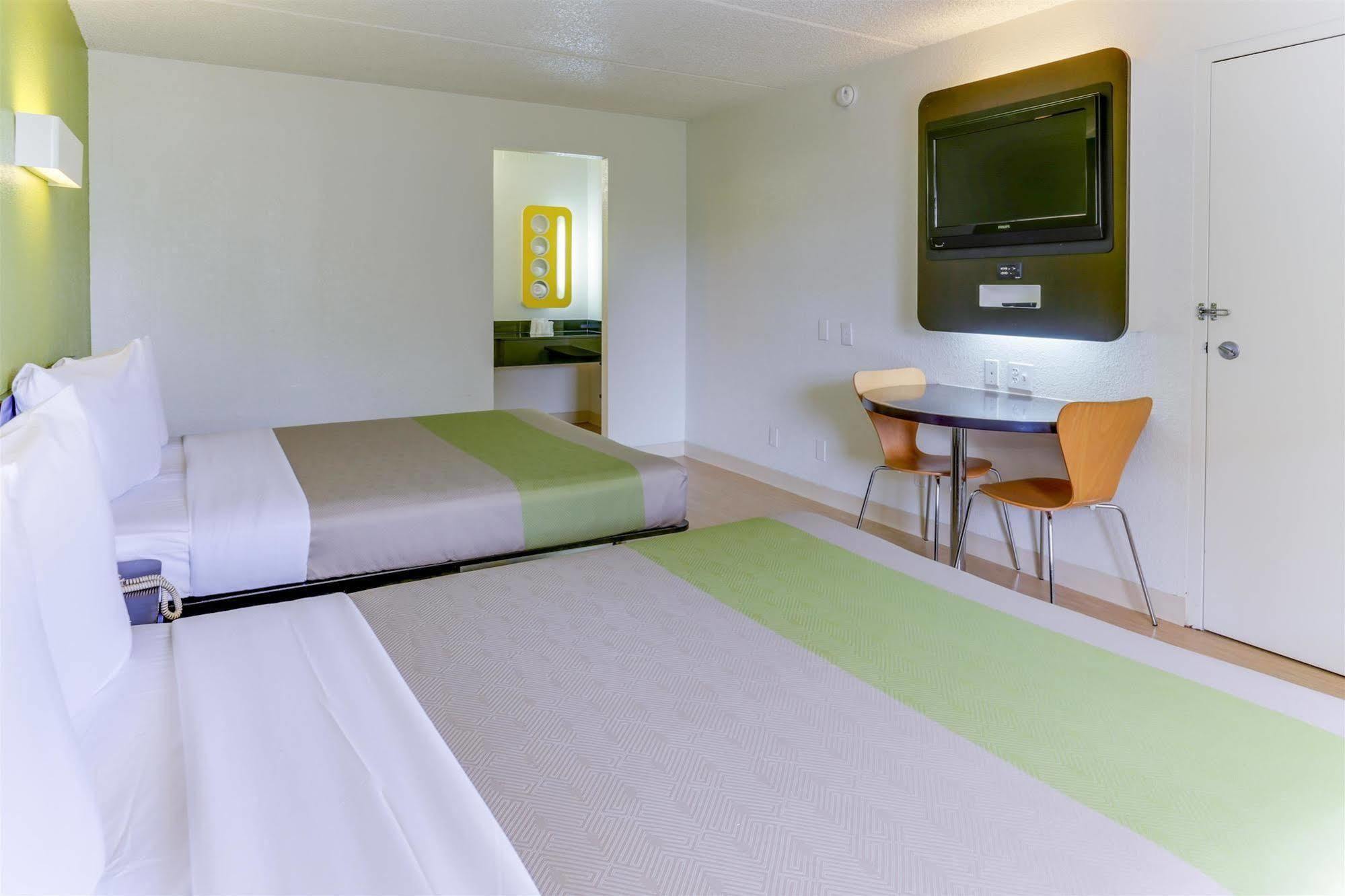 Motel 6 Houston, Tx - West Екстер'єр фото