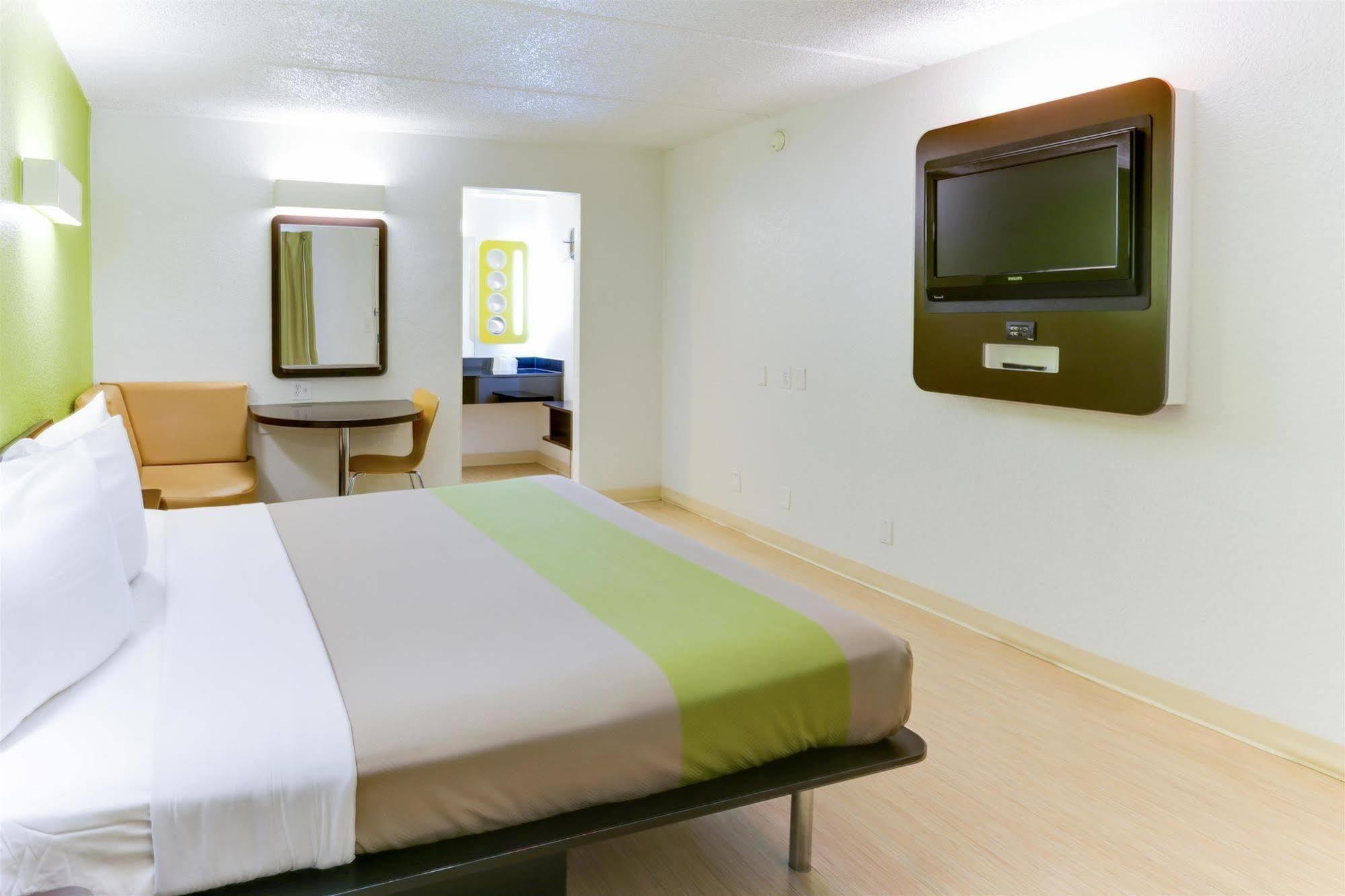 Motel 6 Houston, Tx - West Екстер'єр фото